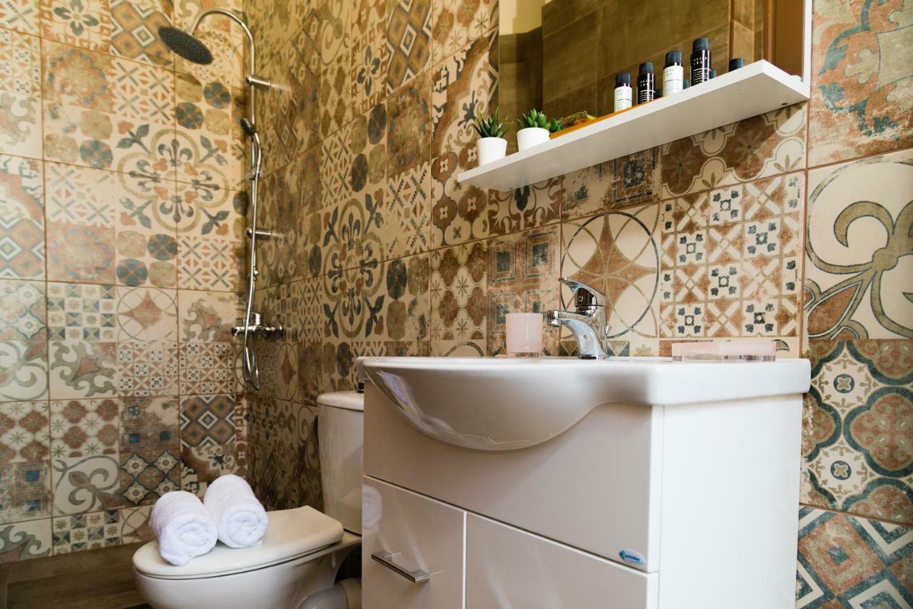 أثينا Ch Adrianou Suites المظهر الخارجي الصورة